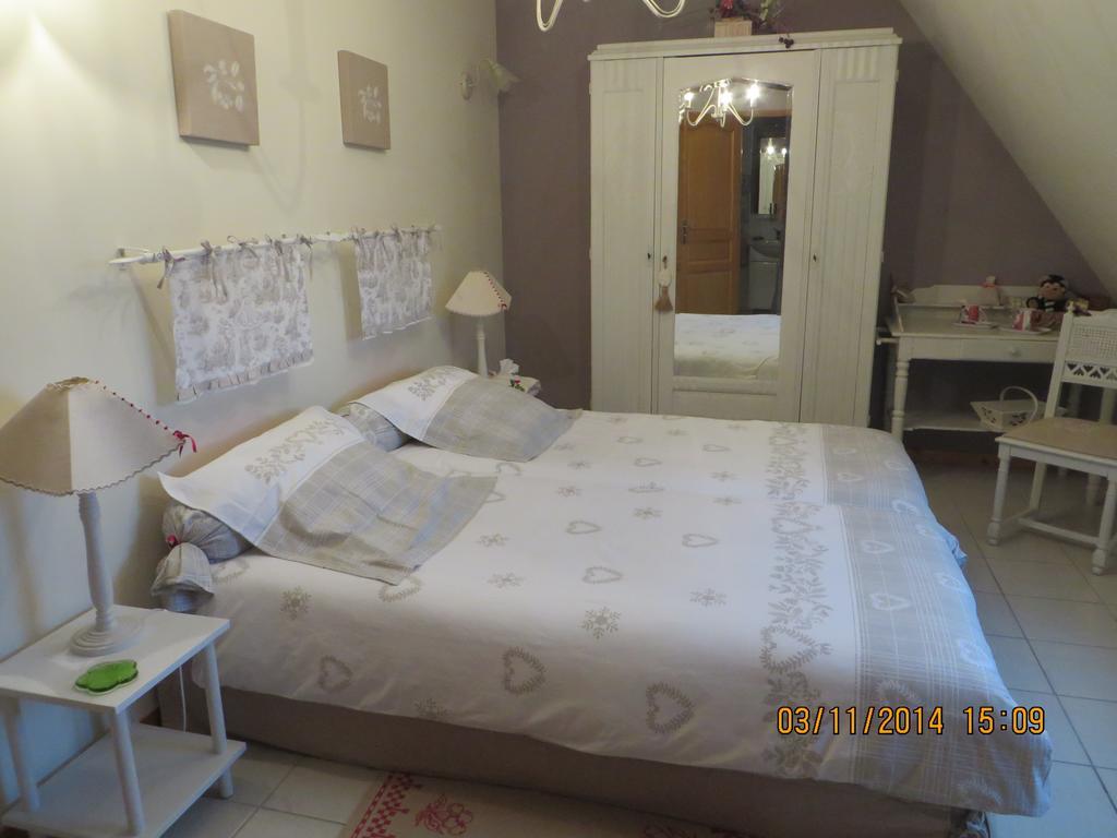 Chambres D'Hotes Au Temps Des Cerises Жум'єж Номер фото